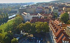 Hotel Kampa